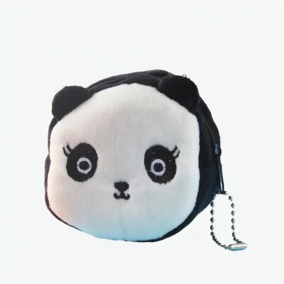 Petit porte-monnaie en peluche représentant une tête de panda.