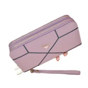 Grand portefeuille zippé violet au design original, languette et carreaux pour femme.