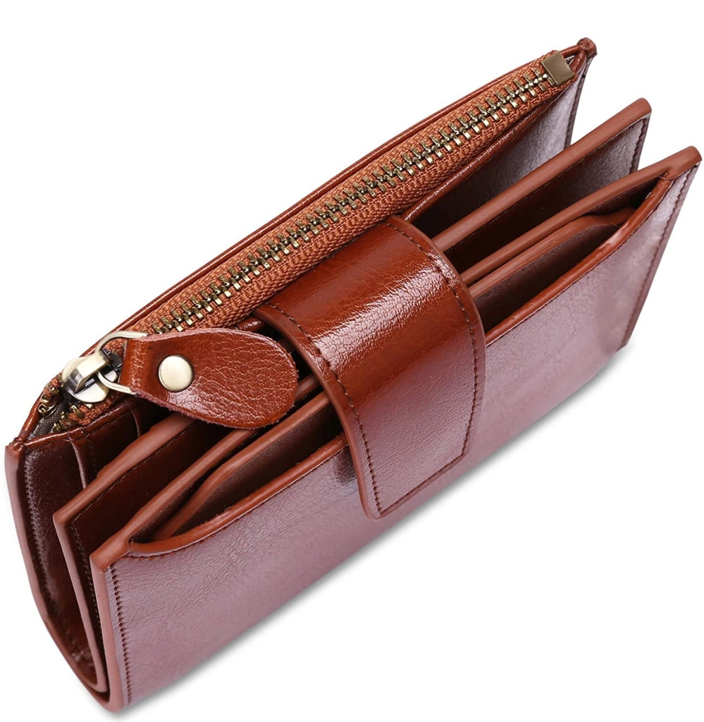 Gobelet à Dés GICO En Cuir Véritable – Standard Marron Avec 6 Dés PVC, 9 Cm De Haut – Référence 5905
