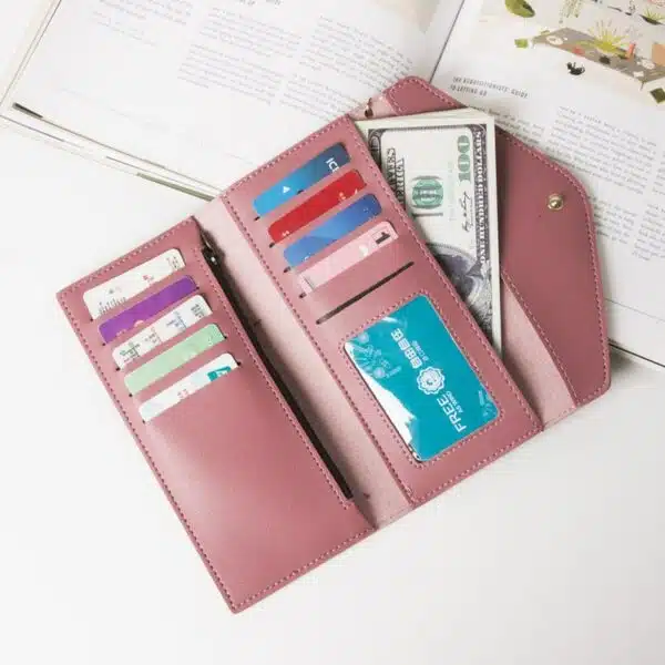 Pochette portefeuille femme personnalisé rose main image 4