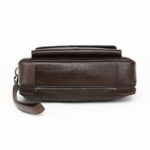 Pochette homme en cuir, sacoche a main homme, pochette homme luxe, chabrand sacoche homme, chambrand, saccoche chabrand sacoche chabrand amazon, saccoche lancaster, baizenville sac homme, sac de poignet homme, trousse zippée homme, pochette lacoste noir